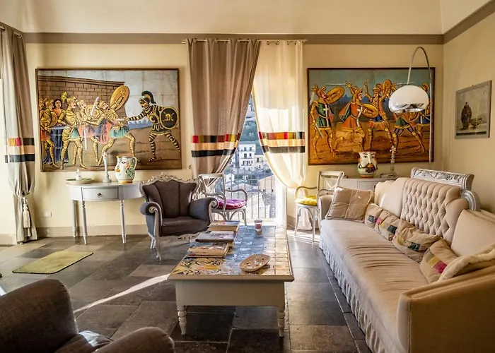 Jasmine Modica Luxury House