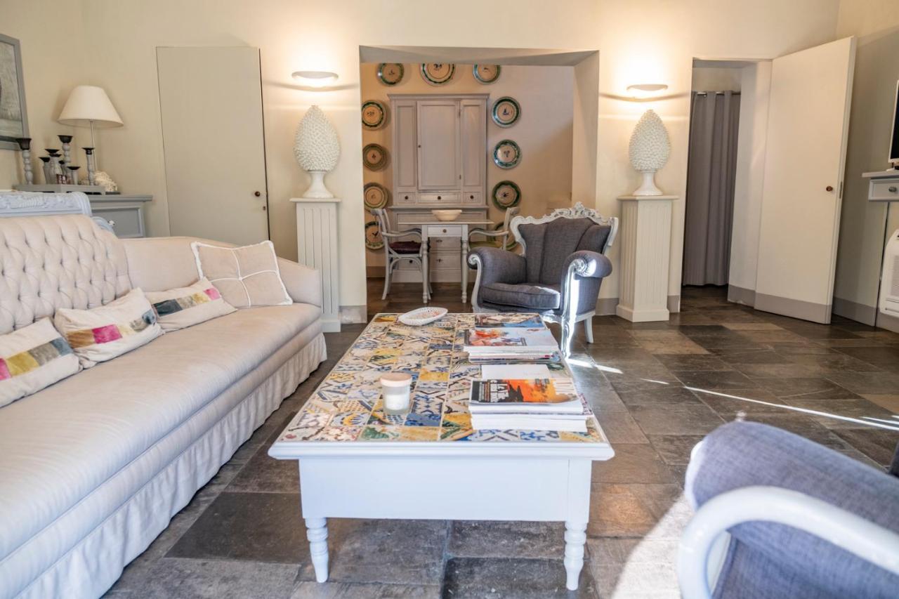 Jasmine Luxury House *